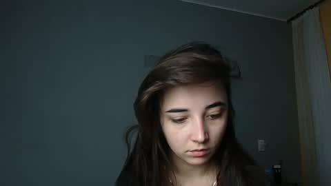 Olivia online show from 11-15-25, 01:07