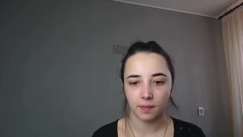 Olivia online show from 04-04-26, 10:35