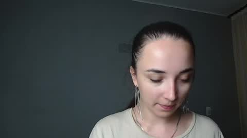 Olivia online show from 06-12-26, 02:05