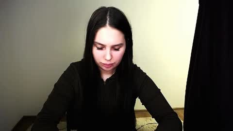 Olivia online show from 04-27-26, 08:29