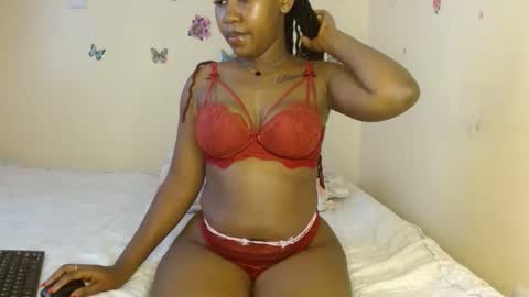 Snapshot of olivia_roxxyy chatting on 04-22-26, 07:55 olivia online show from 04-22-26, 07:55