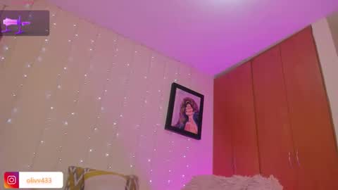 olivia_s19 online show from 03-22-26, 12:14