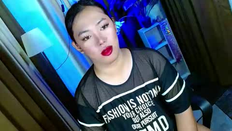 Miss OLIVIA online show from 11-12-25, 11:21