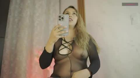  Olivia Velvett  conexion 05 00 pm to 1115 pm colombia online show from 03-14-26, 11:21