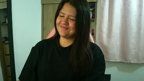 Olivia online show from 04-27-26, 12:03