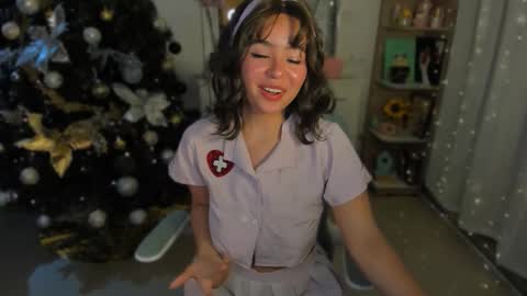 Olivia online show from 11-23-25, 05:40