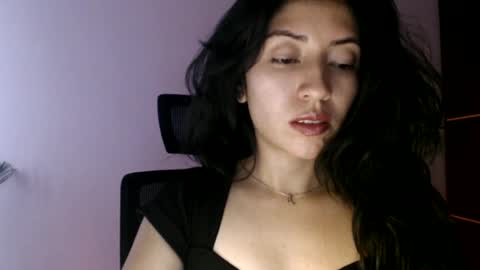 Snapshot of oliviaaa__ chatting on 07-08-26, 05:28 oliviaaa__ online show from 07-08-26, 05:28