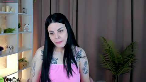 Snapshot of oliviabagheera chatting on 04-09-26, 05:29 Oliviabagheera online show from 04-09-26, 05:29