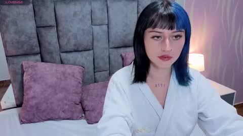 oliviabonnie online show from 02-11-26, 10:37