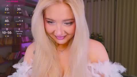 Olivia online show from 07-08-26, 10:20