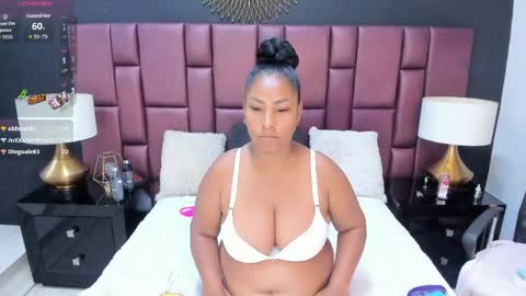 Snapshot of oliviaburningmilf chatting on 05-30-26, 11:07 Olivia Burning online show from 05-30-26, 11:07