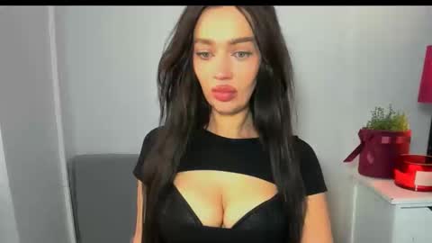 Snapshot of oliviadirty chatting on 03-28-26, 11:54 OliviaDirty online show from 03-28-26, 11:54