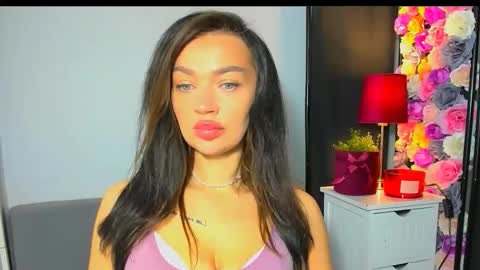 Snapshot of oliviadirty chatting on 05-07-26, 06:52 OliviaDirty online show from 05-07-26, 06:52