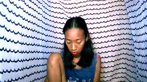 oliviah27 online show from 10-23-25, 08:35