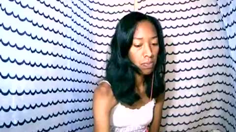 oliviah27 online show from 10-25-25, 06:54