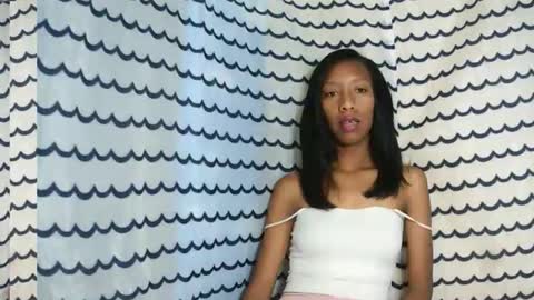 oliviah27 online show from 12-13-25, 08:25