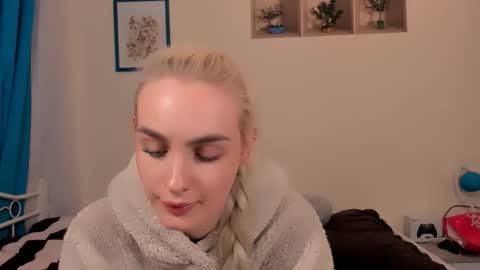 oliviaBeauty online show from 04-19-26, 06:21