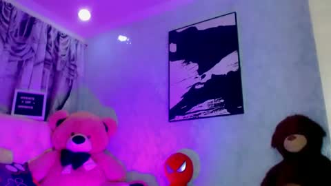oliviahot01 online show from 06-21-26, 01:19