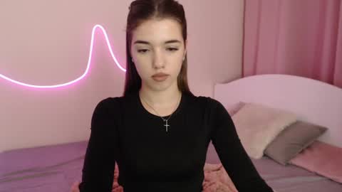 Olivia online show from 12-19-24, 07:29