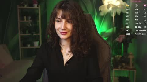 Snapshot of oliviamcclean chatting on 05-04-26, 11:34 Liv online show from 05-04-26, 11:34