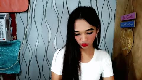 NICOLE online show from 04-24-26, 09:50