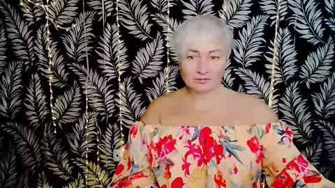 Kelly online show from 10-27-25, 12:42