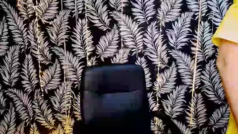 Kelly online show from 11-18-25, 10:09