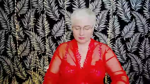 Kelly online show from 04-15-26, 10:22