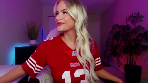 Olivia Owens online show from 02-08-25, 11:45