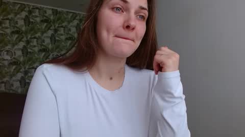 Olivia online show from 03-06-26, 06:10