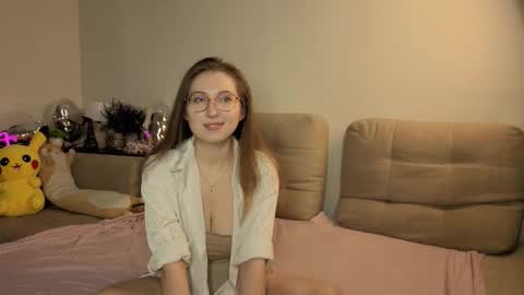 Kylie online show from 02-17-26, 07:42