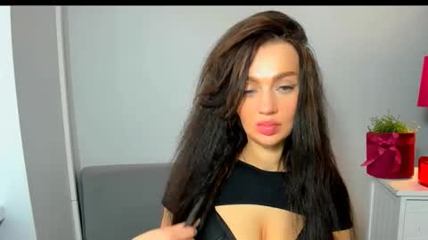 OliviaWomen online show from 03-10-26, 11:15