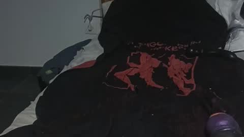 olivier_21 online show from 05-04-26, 07:32
