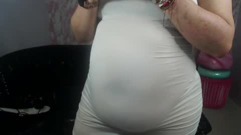 Snapshot of oliviia_ch chatting on 06-03-26, 03:50 Olivia online show from 06-03-26, 03:50