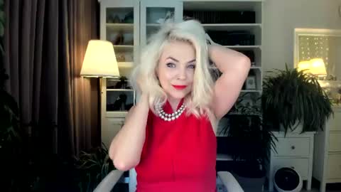 ollalla7 online show from 08-05-26, 02:20
