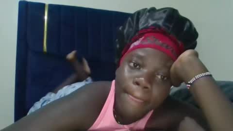 ollleina online show from 04-16-26, 01:17