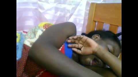 olwami3 online show from 10-07-25, 02:09