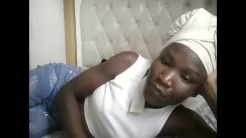 olwami4 online show from 01-12-26, 02:11