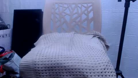 Snapshot of oly10022020 chatting on 07-27-26, 11:28 OlySantos online show from 07-27-26, 11:28