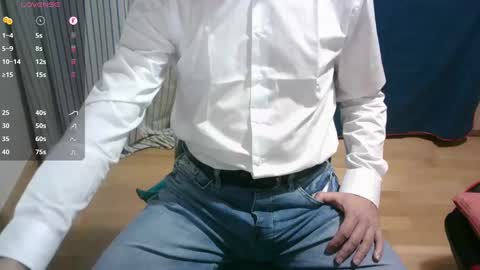 Snapshot of omar87ram chatting on 01-26-25, 12:43 Omar online show from 01-26-25, 12:43