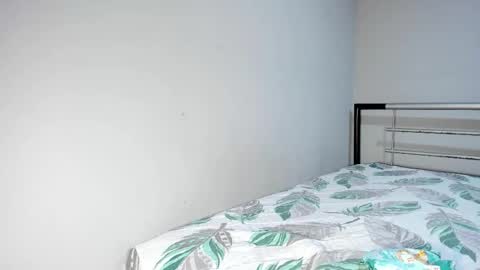 Violette online show from 11-17-25, 08:36