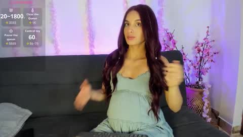 Violette online show from 02-08-26, 02:59