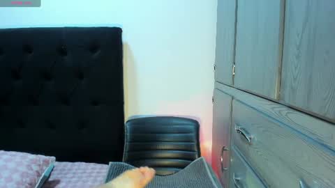 Violette online show from 07-08-26, 10:14