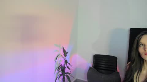 Violette online show from 08-03-26, 06:34