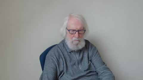 Somewhere over the rainbow online show from 02-13-25, 01:37