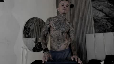     ... online show from 04-03-26, 12:30