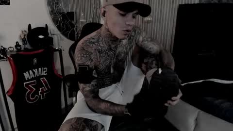     ... online show from 04-22-26, 07:04