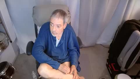 ondoko1234 online show from 11-19-25, 06:52