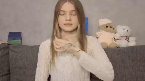 Snapshot of one_more_touch chatting on 07-04-26, 01:39 Eva online show from 07-04-26, 01:39