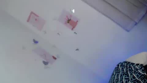 Snapshot of one_sweet_day18 chatting on 05-31-26, 04:42 jessy online show from 05-31-26, 04:42